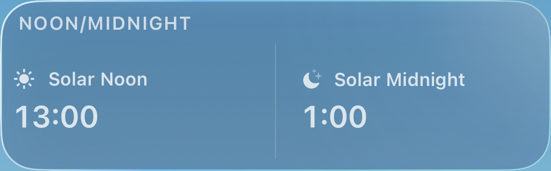 الظهر/منتصف الليل — لقطة من محاكي iPhone بواجهة إنجليزية.